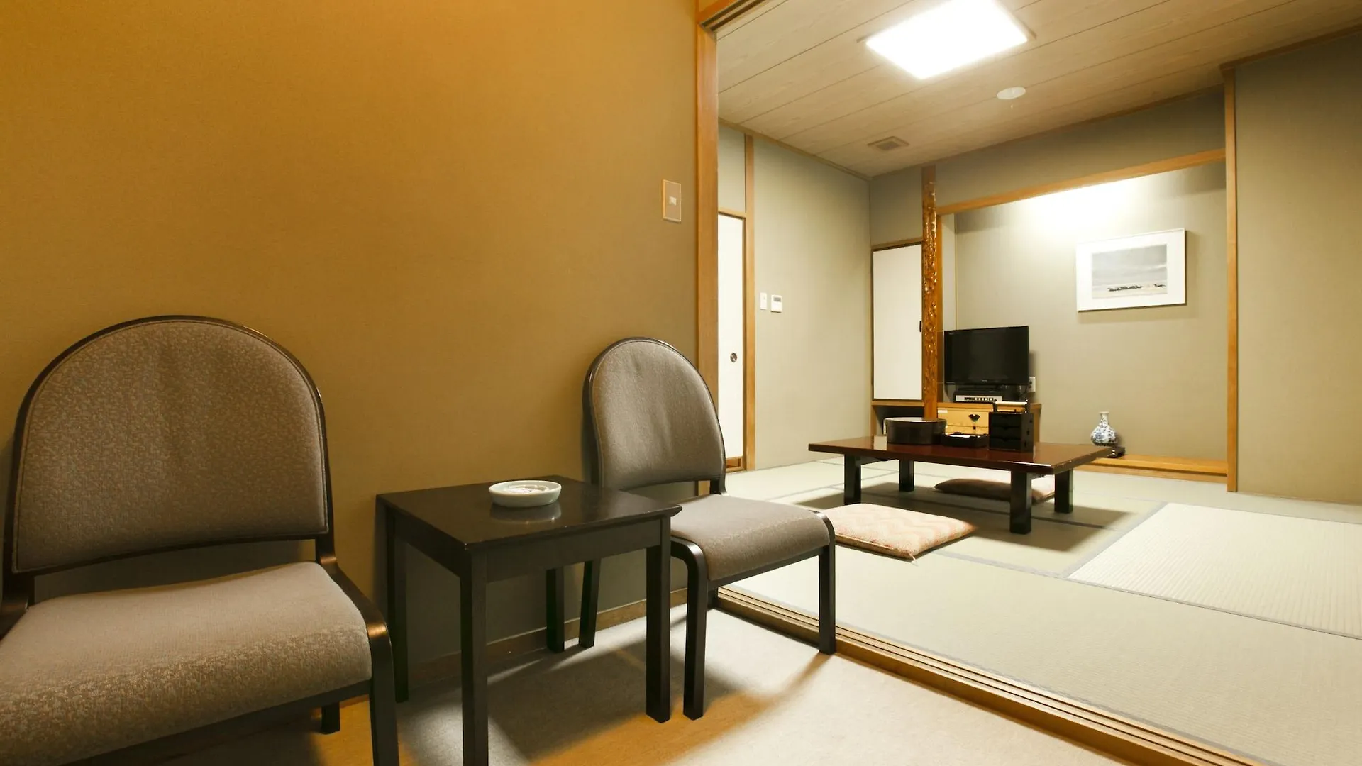 Yamatoya Honten Ryokan Osaka Japón