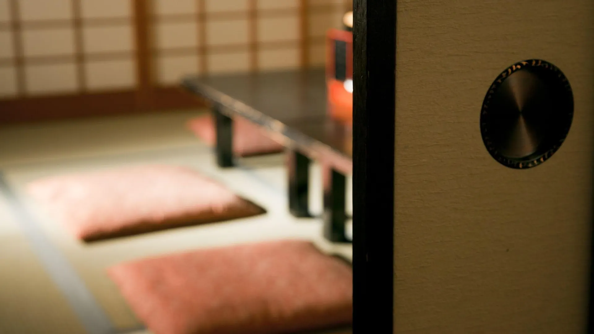 Yamatoya Honten Ryokan Osaka 3*,  Japón