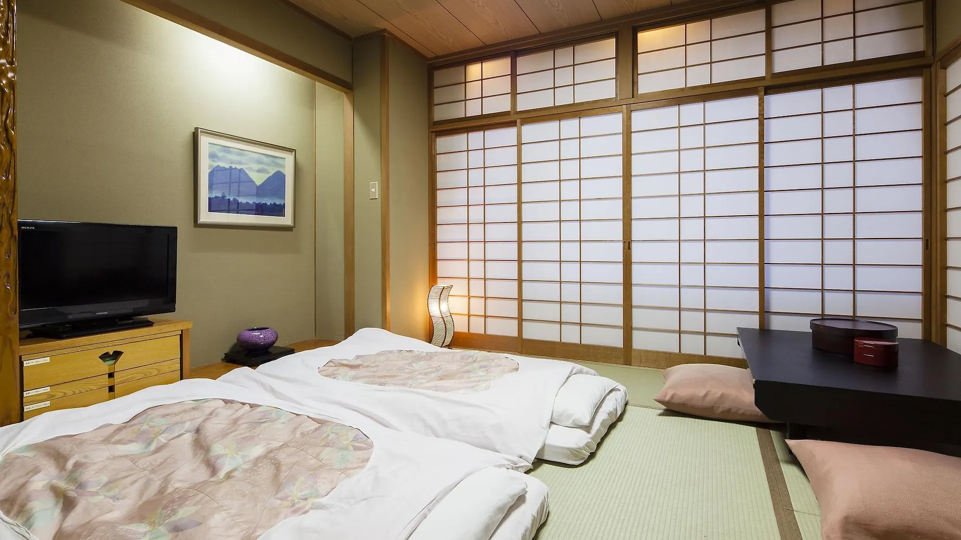 ***  Yamatoya Honten Ryokan Osaka Japón