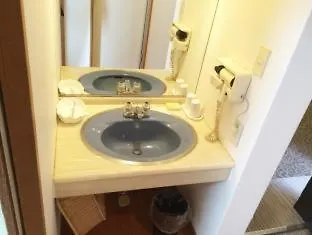 Yamatoya Honten Ryokan Osaka 3*,  Japón